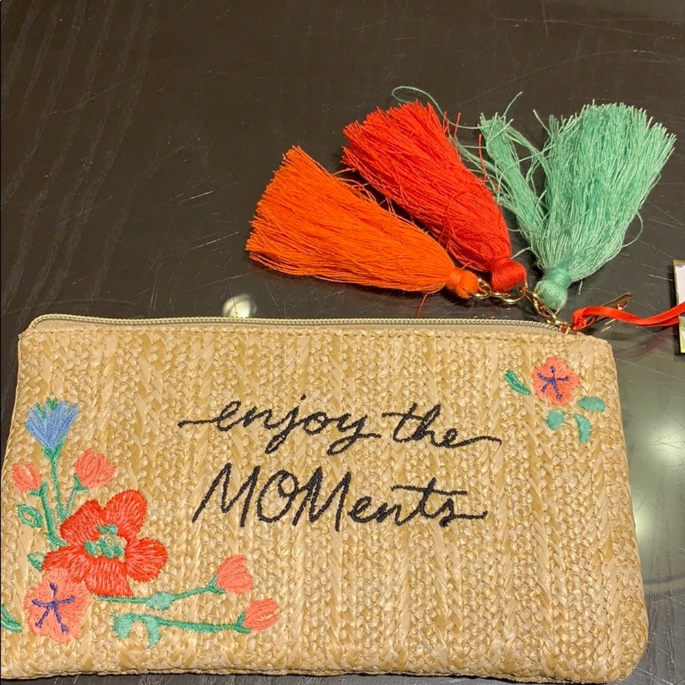 Pouch - Picture 4 of 4